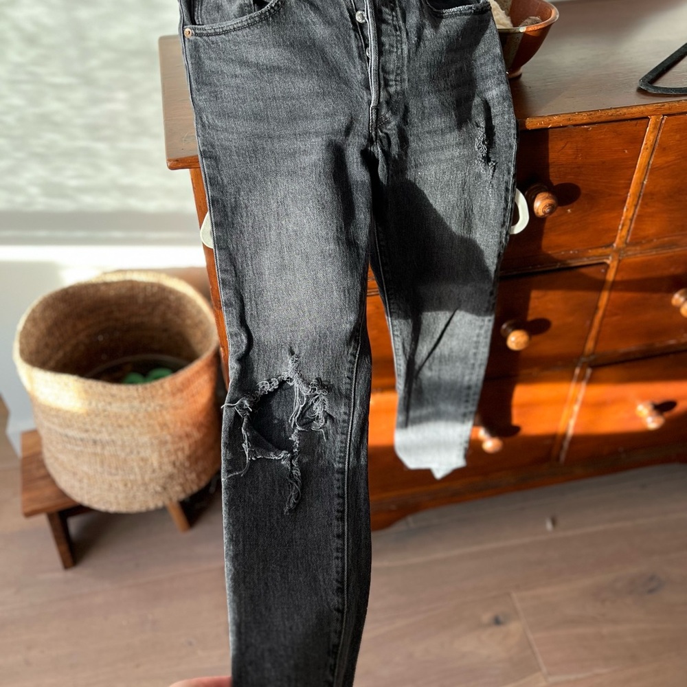 Levi’s 501 size 26, ash black